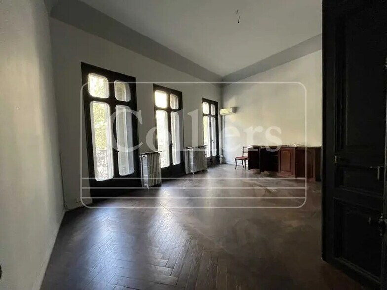 Bureau dans Marseille à louer - Photo du bâtiment - Image 2 de 5