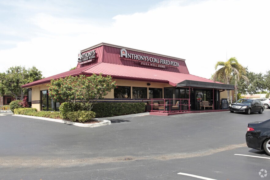 1255 S Federal Hwy, Pompano Beach, FL à louer - Photo du bâtiment - Image 3 de 5