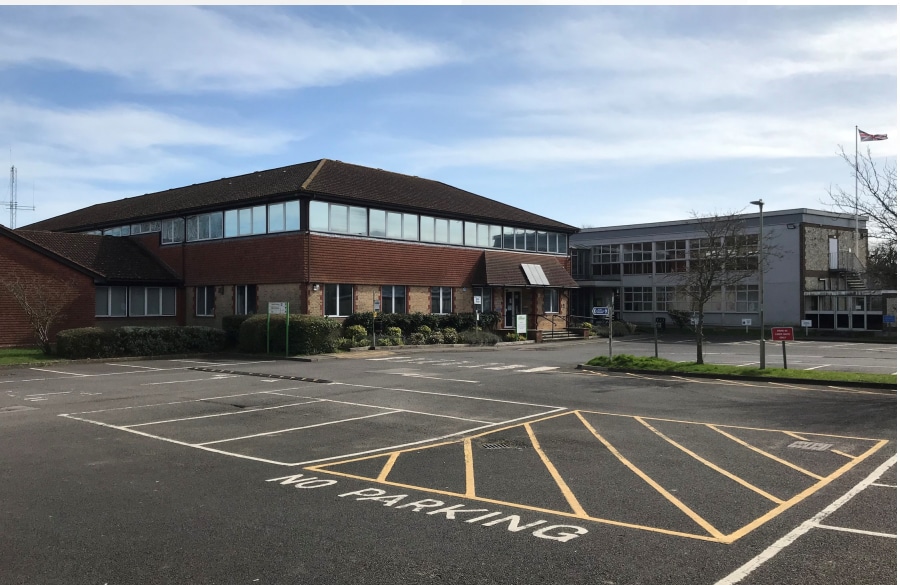 Penns Pl, Petersfield for lease Building Photo- Image 1 of 2
