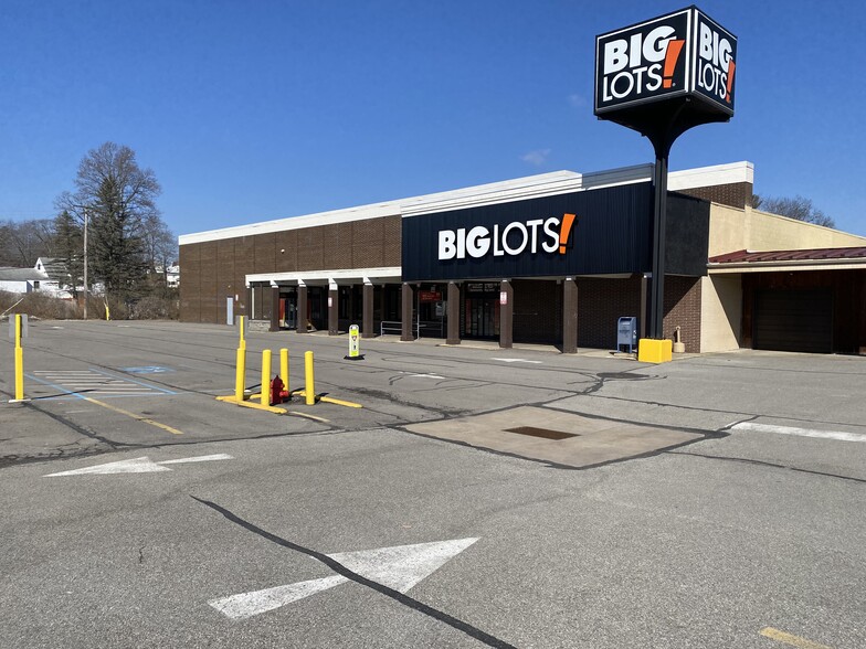 104-190 Alameda Plz, Butler, PA for lease - Building Photo - Image 1 of 7