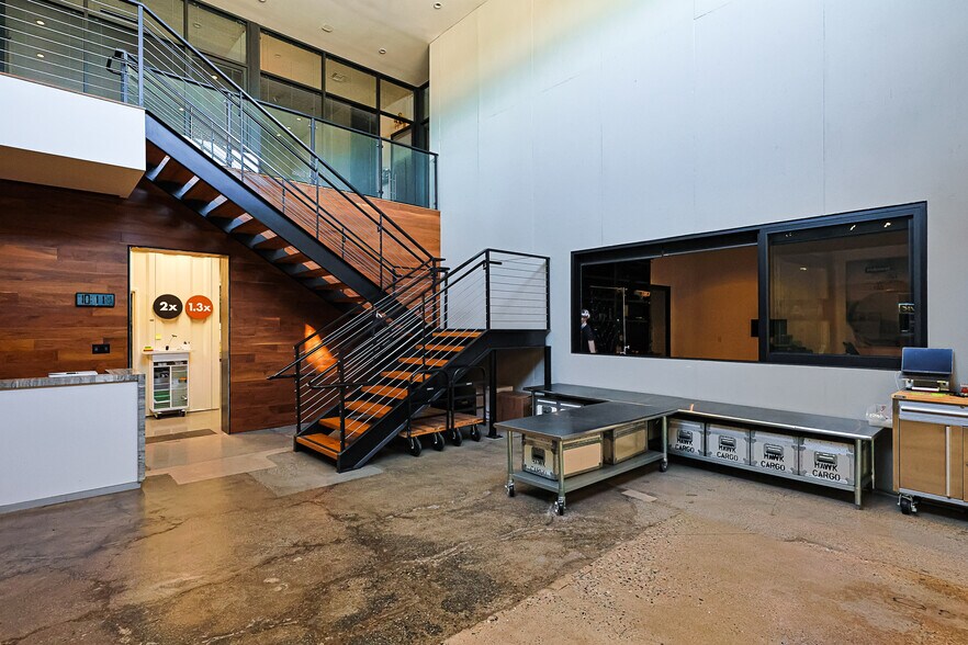 5009 Exposition Blvd, Los Angeles, CA à vendre - Photo du bâtiment - Image 3 de 8