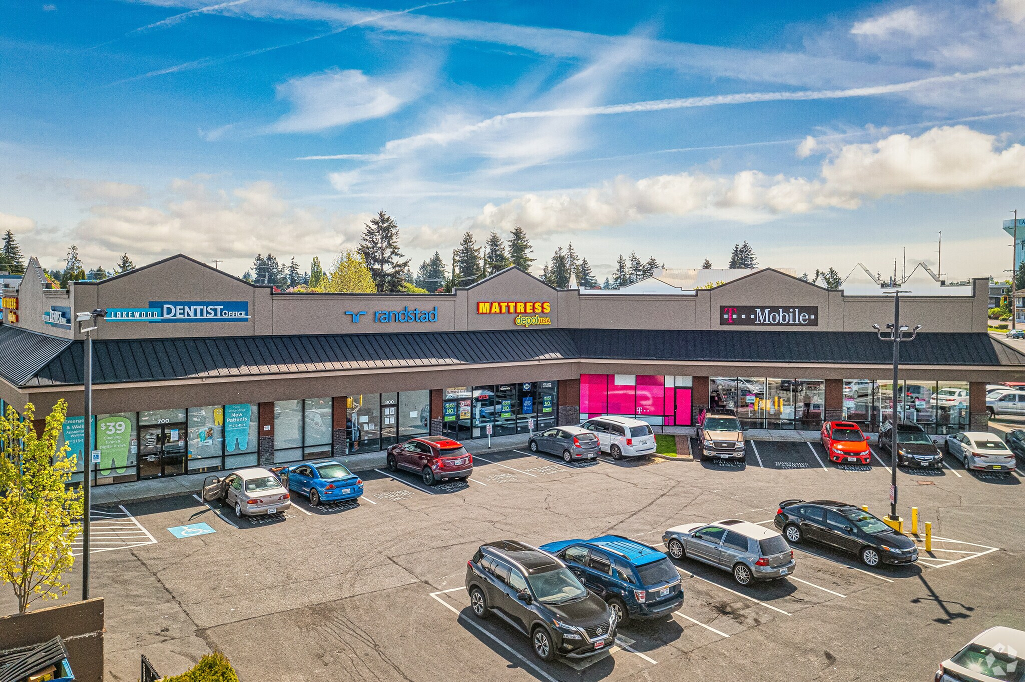 10011 Bridgeport Way SW, Lakewood, WA à louer Photo principale- Image 1 de 5