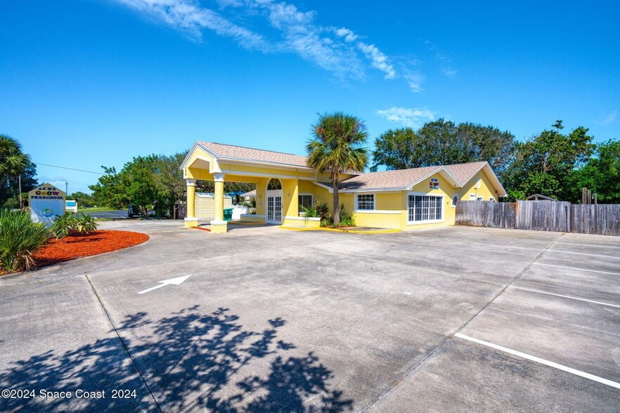 308 Orange St, Melbourne Beach, FL à vendre - Photo du b timent - Image 1 de 40