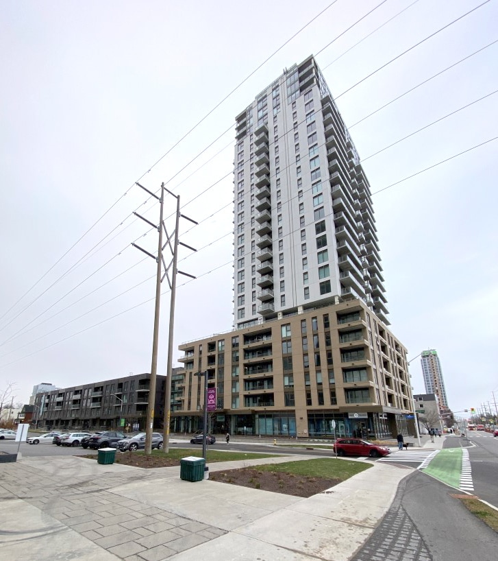 300 Mcrae Av, Ottawa, ON for lease Building Photo- Image 1 of 4