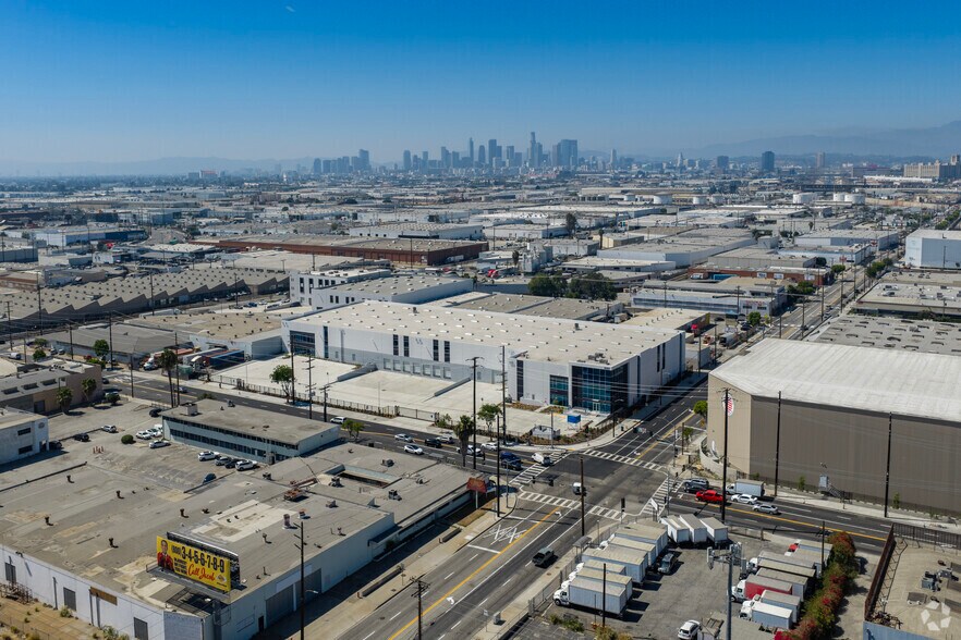 2757 Leonis Blvd, Vernon, CA à louer - Aérien - Image 2 de 5
