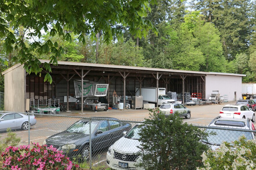 6772 Kirkpatrick Cres, Central Saanich, BC for lease - Building Photo - Image 3 of 4