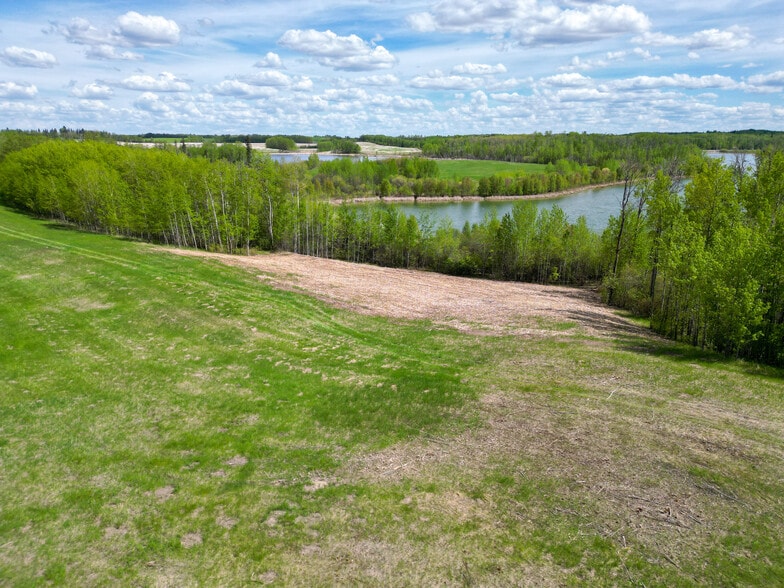 1 52313 Twp 24 rd, Carvel, AB à vendre - Aérien - Image 2 de 7