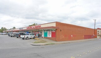 Plus de détails pour 700-740 N Sylvania Ave, Fort Worth, TX - Commerce de détail à louer