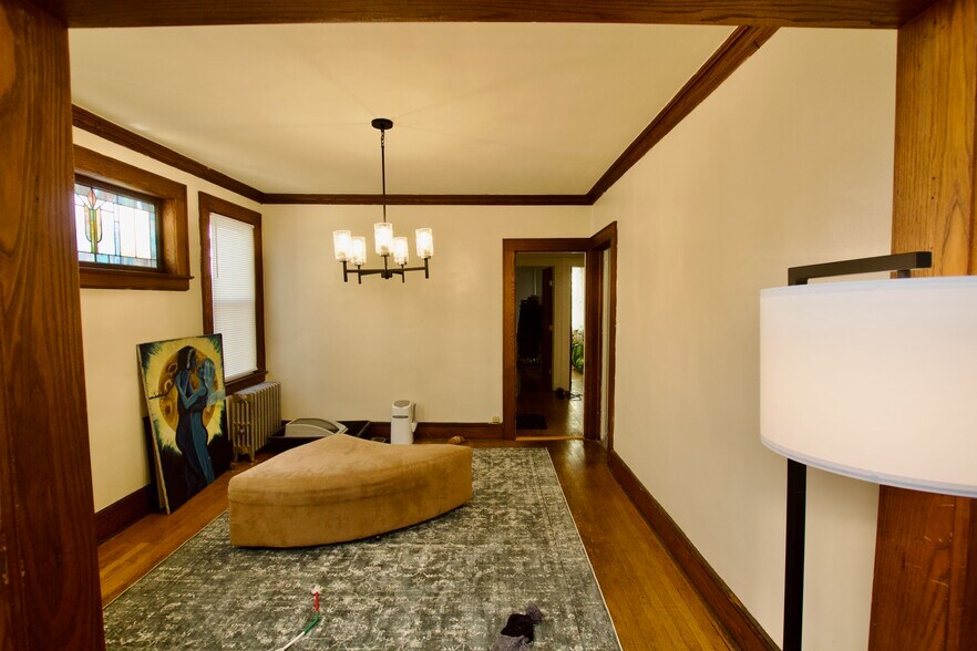 76 Ella St, Bloomfield, NJ à vendre - Photo du bâtiment - Image 3 de 9