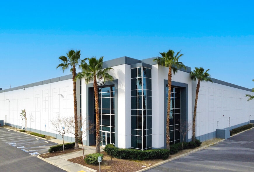 2470 W Lugonia Ave, Redlands, CA for lease - Building Photo - Image 1 of 8