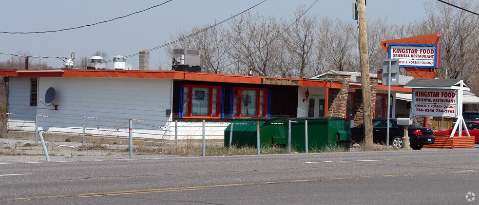 22265 Us-11, Watertown, NY à vendre - Photo du bâtiment - Image 2 de 23