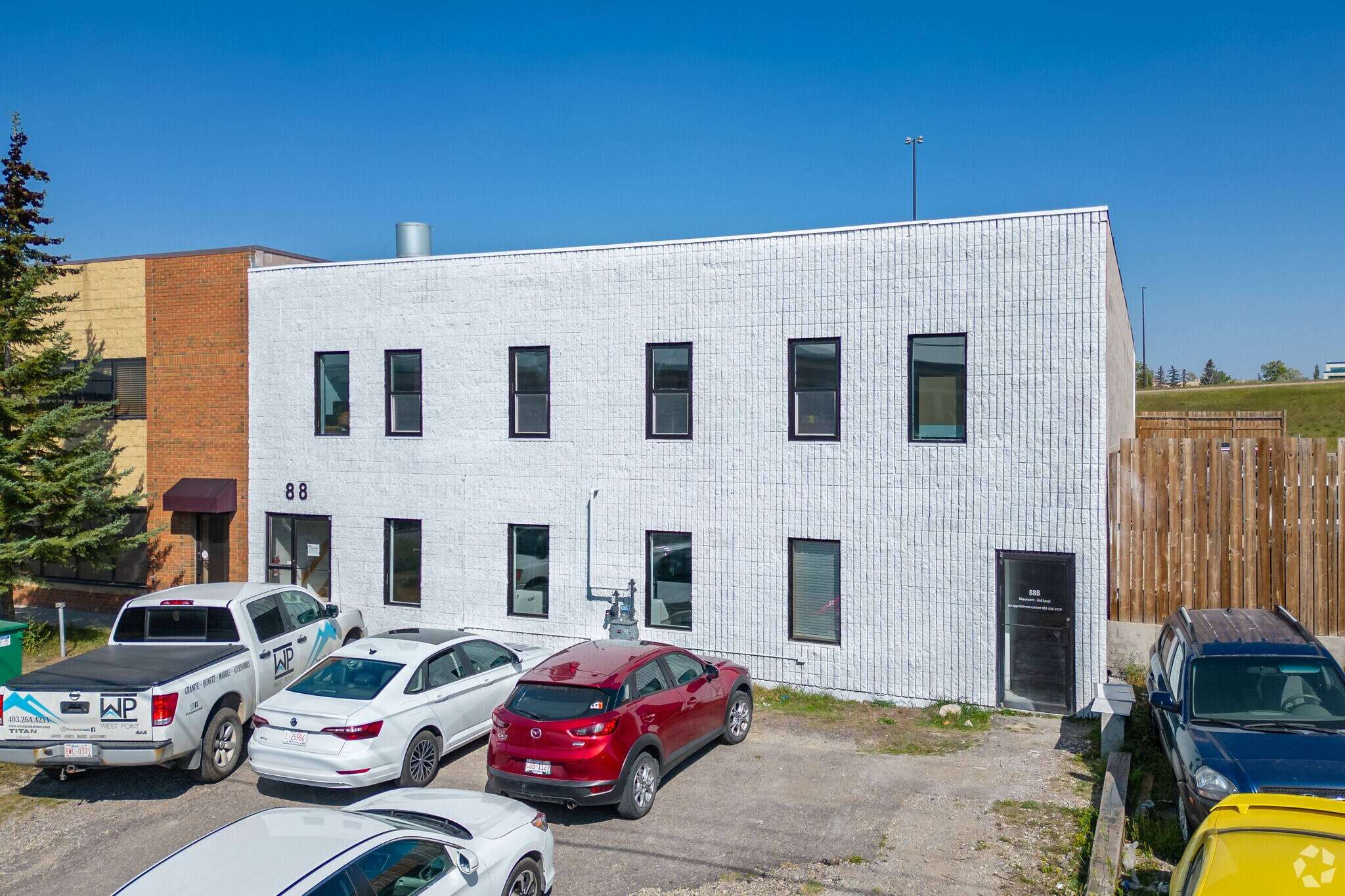 88 Skyline Cres NE, Calgary, AB for sale Primary Photo- Image 1 of 1