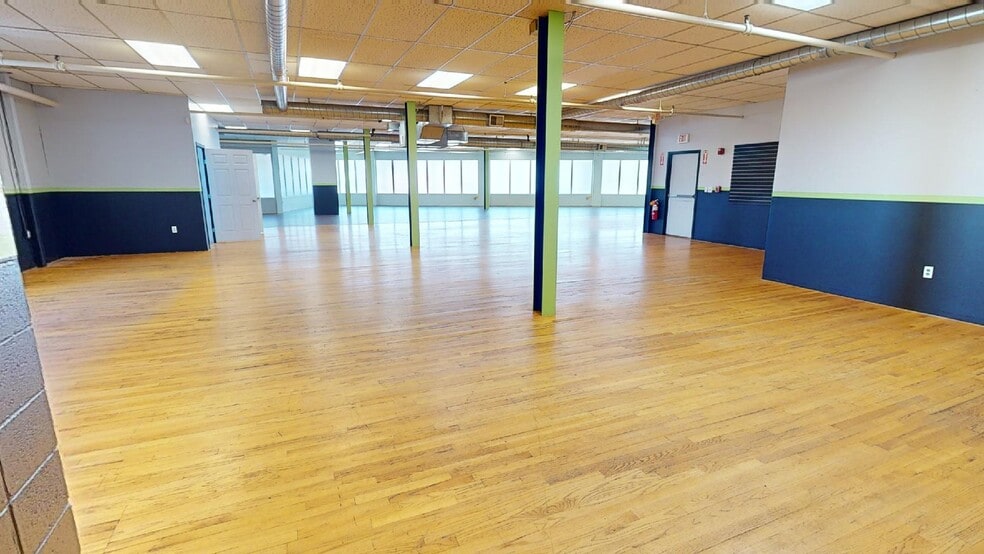 1426 Hartford Ave, Johnston, RI for lease - Building Photo - Image 3 of 8