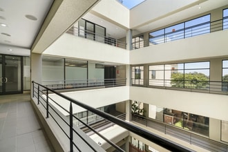 22 Saint Kilda Rd, St Kilda for lease Building Photo- Image 1 of 4