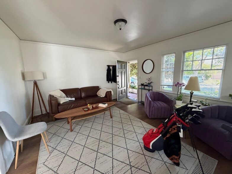 711 Highland Ave, San Mateo, CA for sale - Building Photo - Image 3 of 8