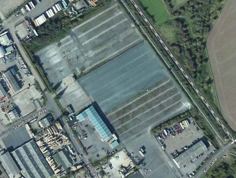 Europa Way, Grimsby for lease - Primary Photo - Image 1 of 1