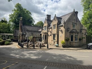 Plus de détails pour John Gilbert, Leigh Rd, Manchester - Commerce de détail à vendre