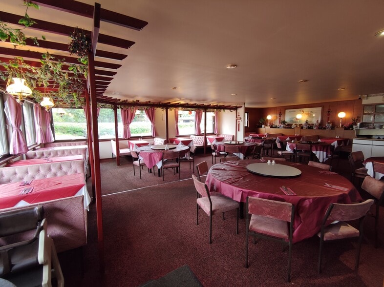 1 Charleton Rd, Montrose for sale - Building Photo - Image 3 of 11