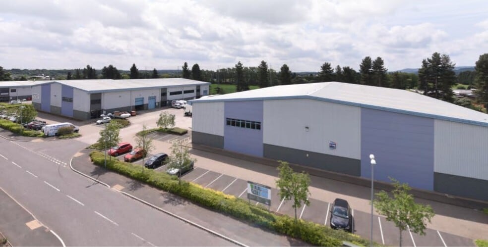 Walter Nash Rd, Kidderminster à louer - Photo du bâtiment - Image 2 de 6