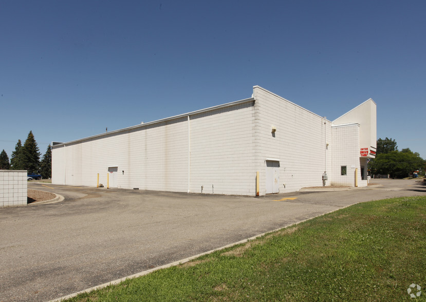 2506 E Hill Rd, Grand Blanc, MI for lease - Building Photo - Image 2 of 3