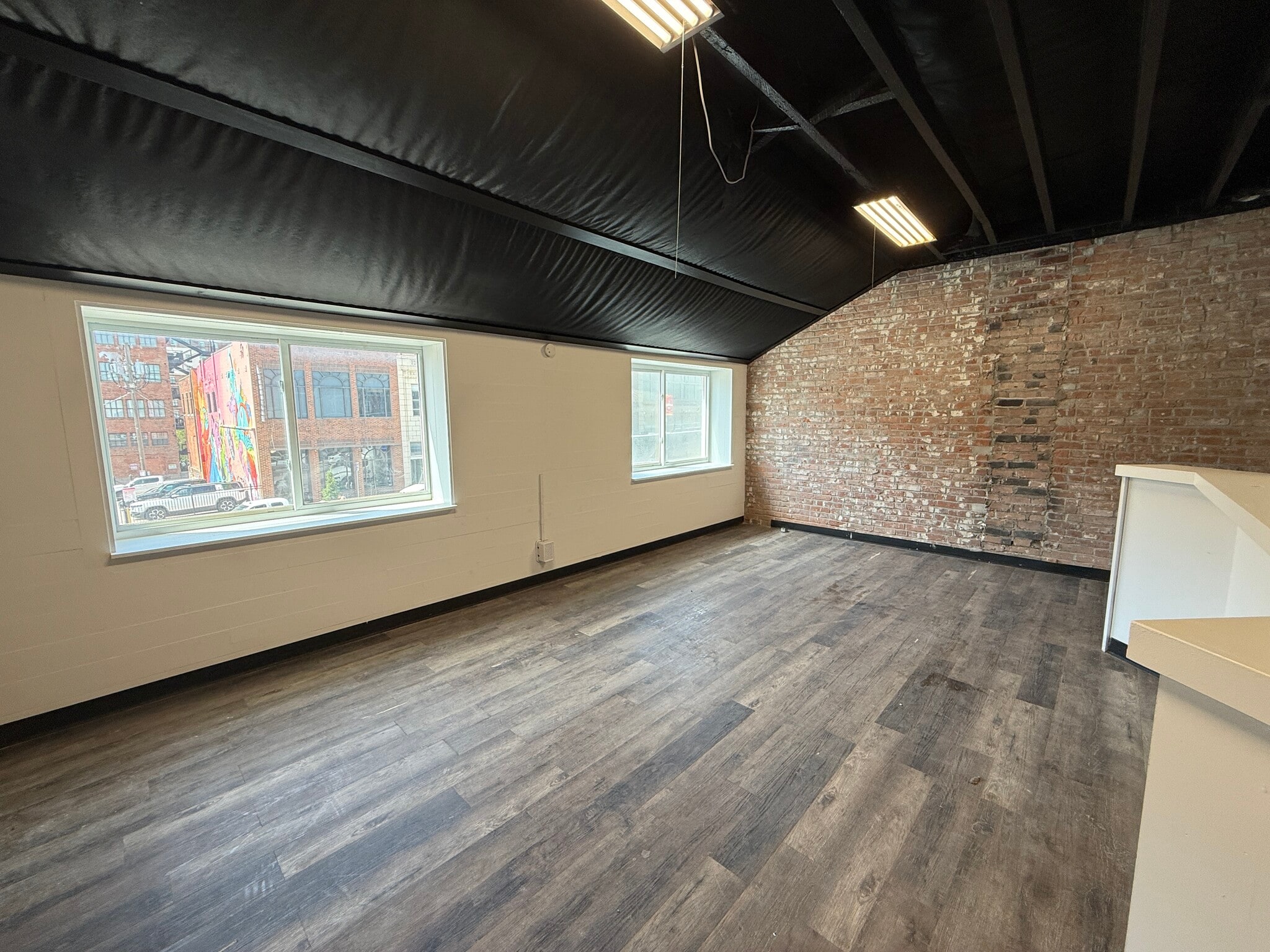 1529 Grand Blvd, Kansas City, MO for lease Primary Photo- Image 1 of 8