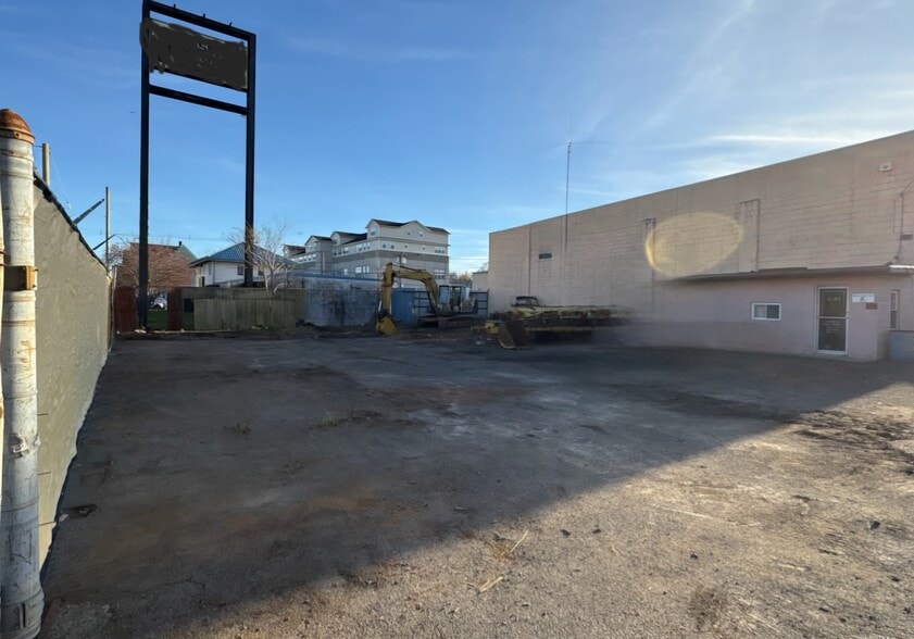 241 Belmont Ave, Haledon, NJ for lease - Building Photo - Image 2 of 4