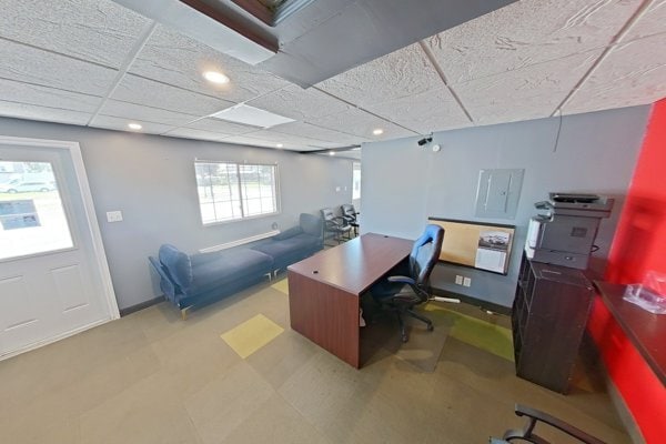 17361 Cornwall Centre Rd, Long Sault, ON for sale Interior Photo- Image 1 of 14