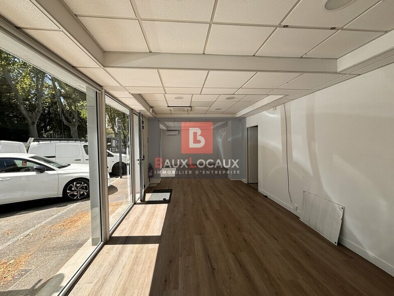 Flex in Avignon for sale - Interior Photo - Image 3 of 10