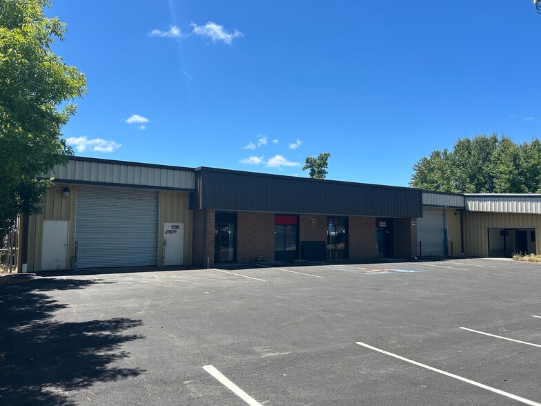 400 E Todd Rd, Santa Rosa, CA for lease - Building Photo - Image 1 of 5