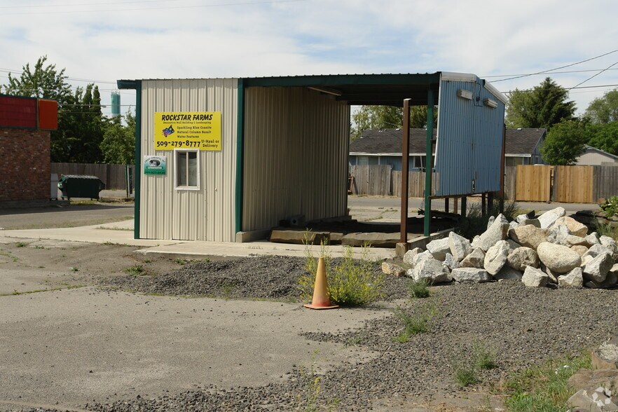 12518 W Us-2 Hwy, Spokane, WA à louer - Photo du bâtiment - Image 3 de 4