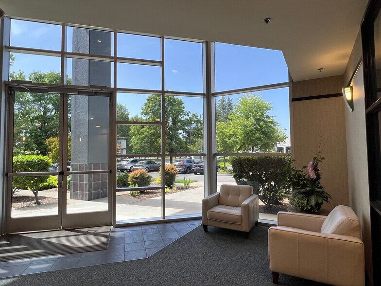 785 Orchard Dr, Folsom, CA à louer - Photo intérieure - Image 2 de 31