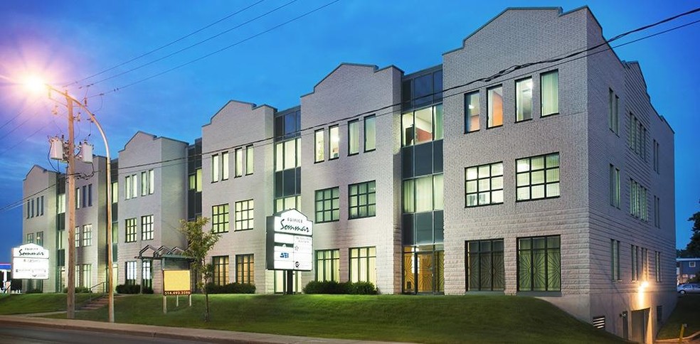 8150 Boul Métropolitain E, Montréal, QC for lease - Building Photo - Image 2 of 15