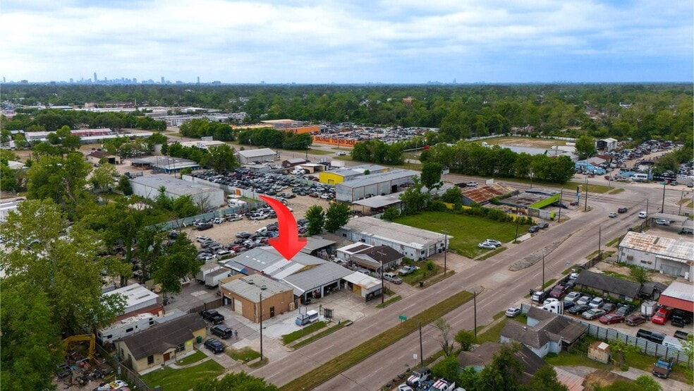 625 W Parker Rd, Houston, TX for sale - Building Photo - Image 2 of 3