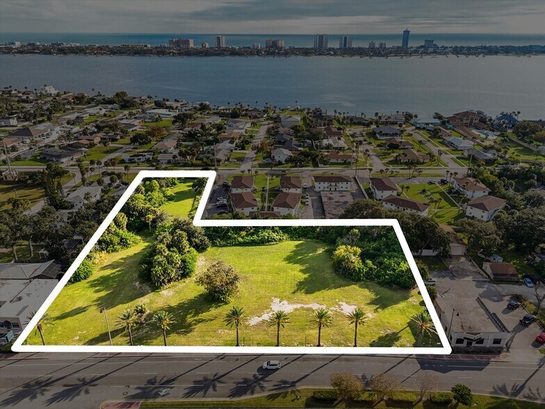 1745 S Ridgewood Ave, Daytona Beach, FL for sale - Building Photo - Image 3 of 19