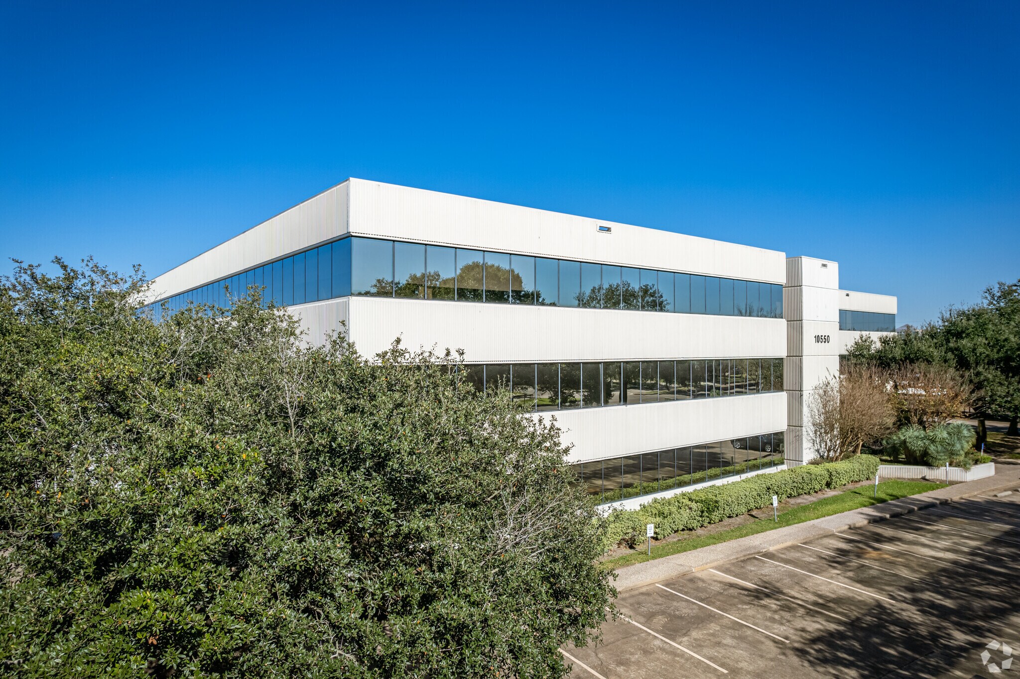 10550 Richmond Ave, Houston, TX à louer Photo du bâtiment- Image 1 de 11