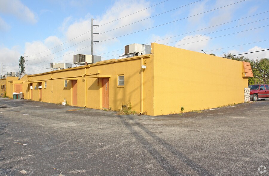 4406-4420 W Oakland Park Blvd, Lauderdale Lakes, FL à louer - Photo du bâtiment - Image 1 de 3