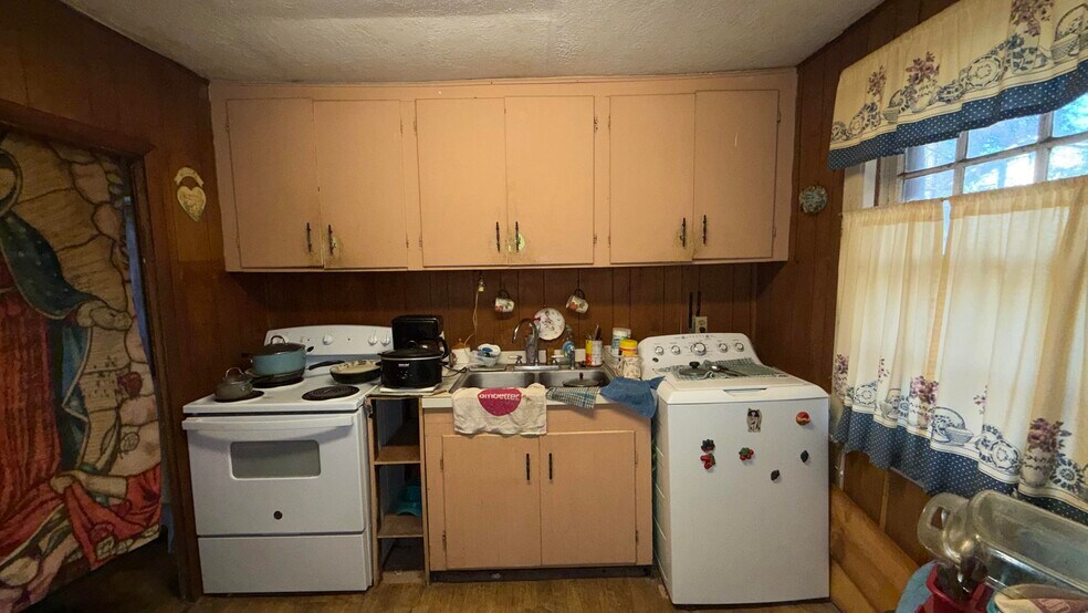 110 57th Ave, Meridian, MS à vendre - Photo du bâtiment - Image 3 de 5