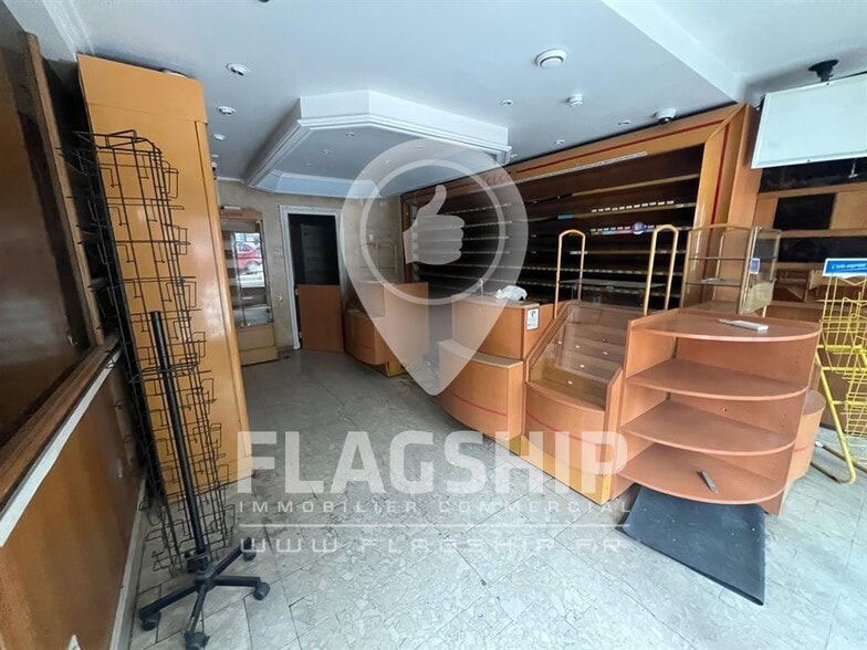 Retail in Maisons-Alfort for lease - Interior Photo - Image 3 of 7