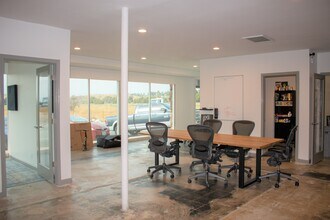 22422-22432 13th St, Santa Clarita, CA à louer Photo intérieure- Image 1 de 5