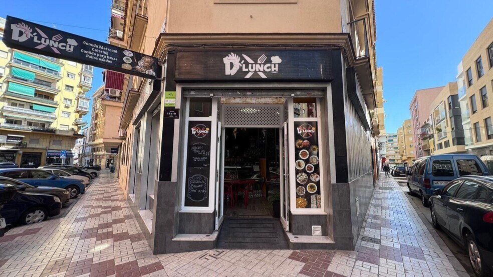 Calle Estébanez Calderón, 16, Málaga, Málaga à louer - Photo du bâtiment - Image 2 de 40