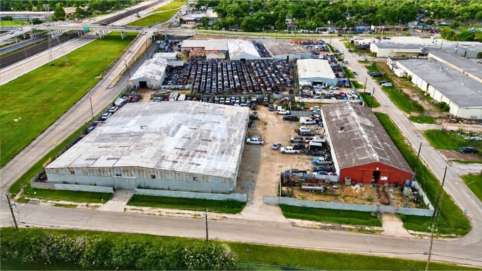 901 Little York Rd, Houston, TX for sale - Building Photo - Image 2 of 5
