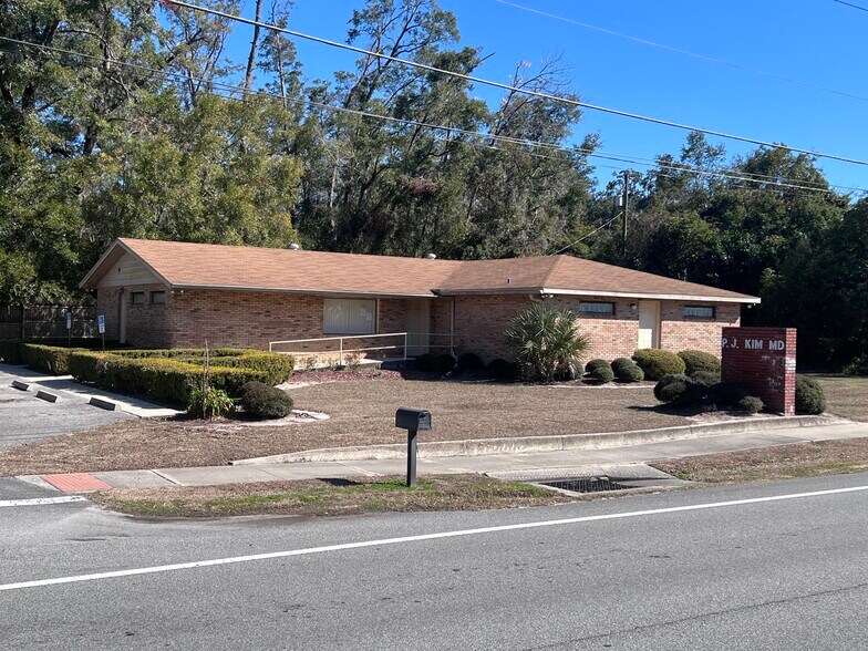 420 NE Santa Fe Blvd, High Springs, FL à vendre - Photo du bâtiment - Image 1 de 15