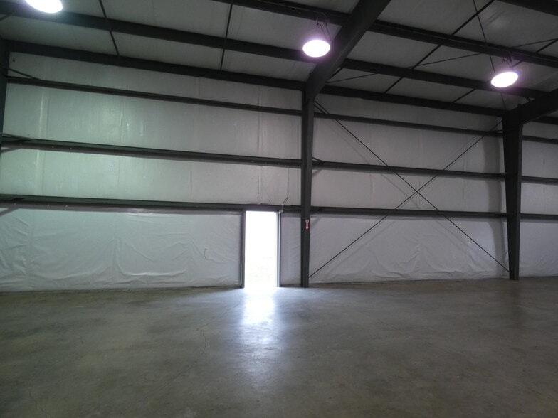 181 William White way, Shelton, WA for lease - Building Photo - Image 2 of 10