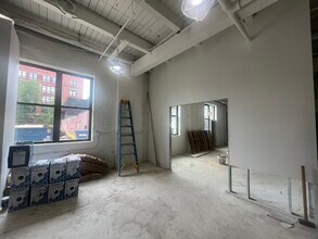 4147 N Ravenswood Ave, Chicago, IL for lease Interior Photo- Image 2 of 12
