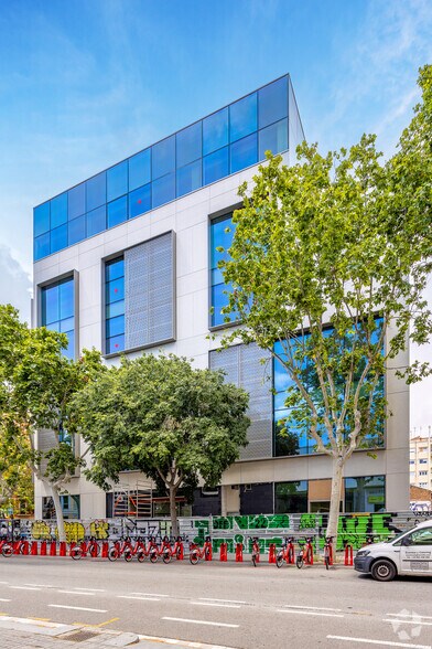 Carrer de Pujades, 101, Barcelona, Barcelona for lease - Building Photo - Image 2 of 15