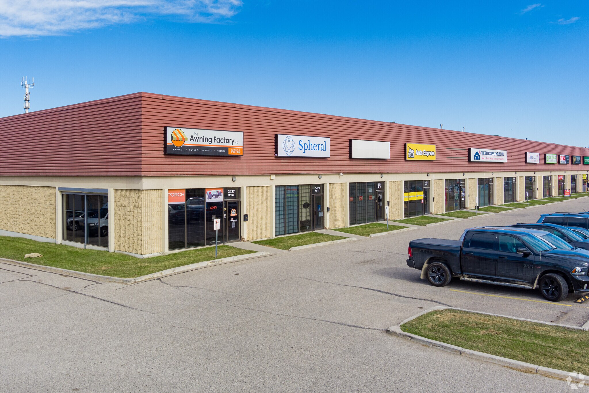 3427-3449 12 St NE, Calgary, AB for sale Building Photo- Image 1 of 1