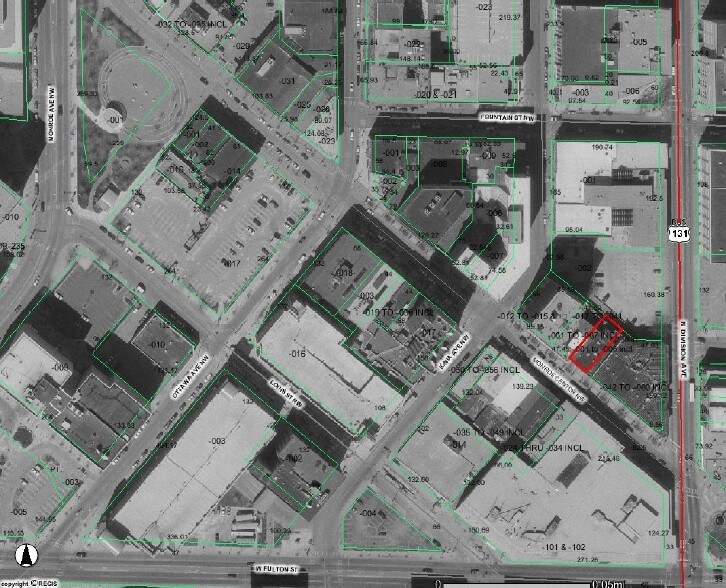 52-54 Monroe Center St NW, Grand Rapids, MI à louer - Aérien - Image 2 de 5