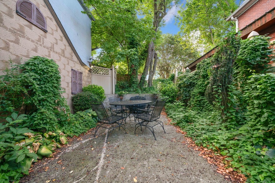 108 N Main St, Ellijay, GA à vendre - Photo du bâtiment - Image 3 de 35