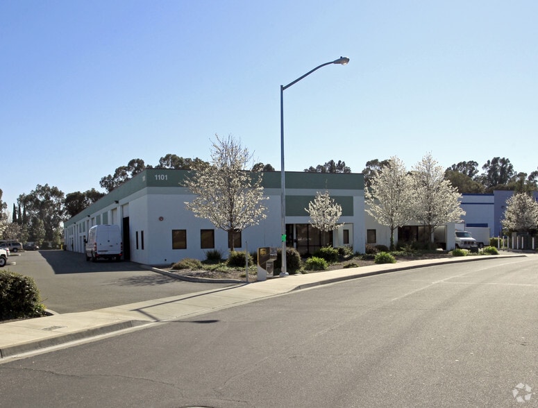 1101 Horizon Dr, Fairfield, CA for lease - Building Photo - Image 2 of 11