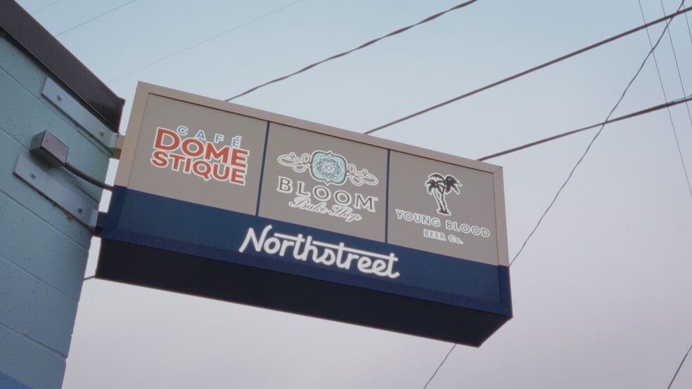 557 North St, Madison, WI à louer - Vidéo sur l’inscription commerciale - Image 2 de 29